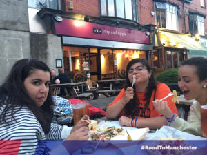 Comiendo en Manchester